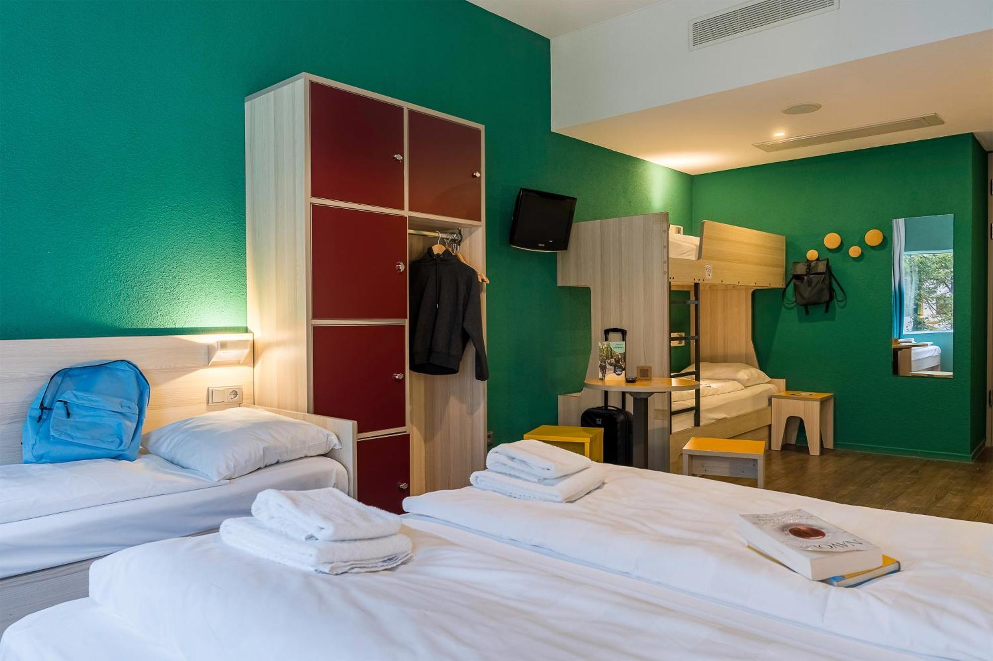 Meininger Hotel Amsterdam City West Esterno foto