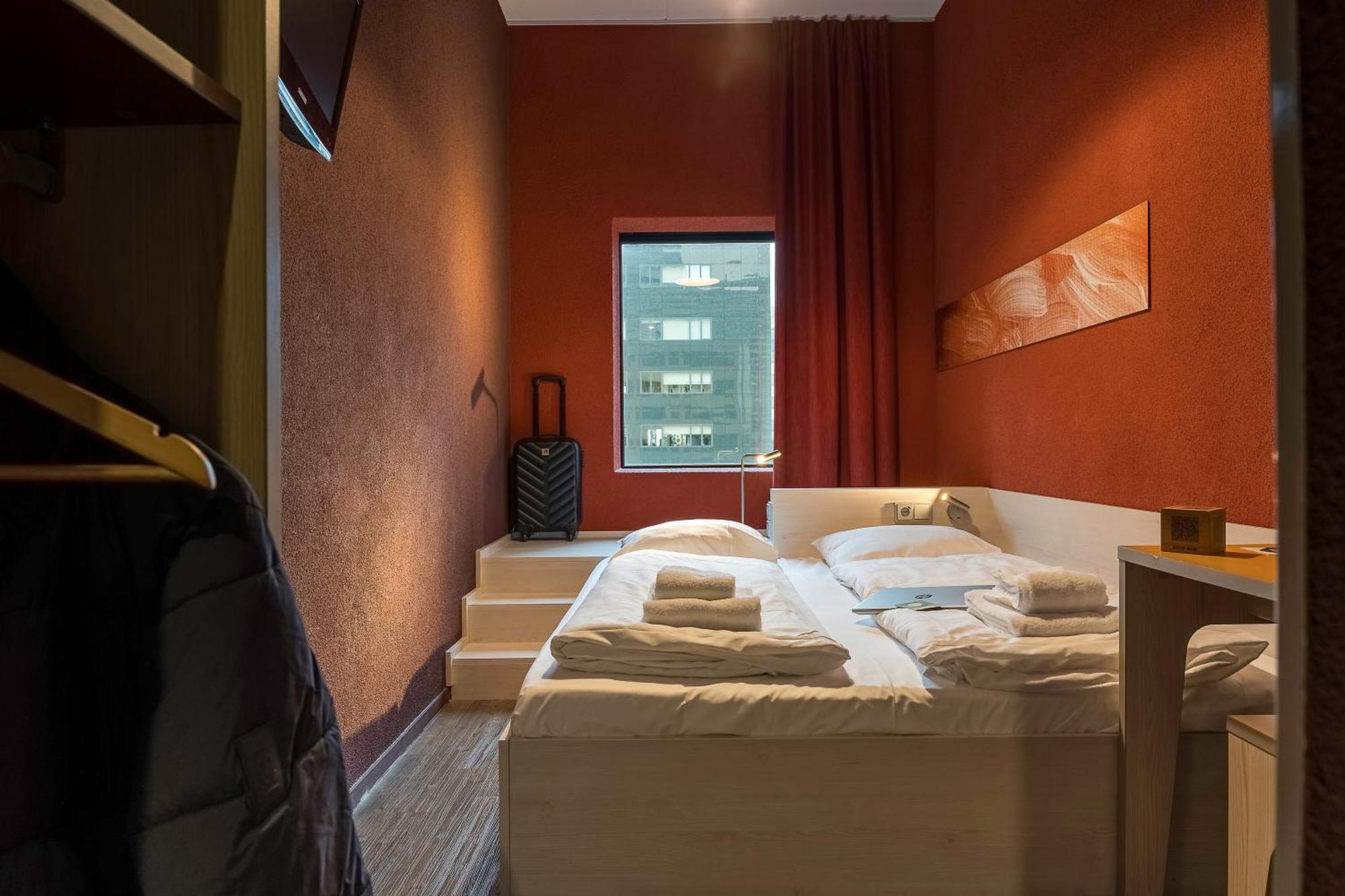 Meininger Hotel Amsterdam City West Esterno foto