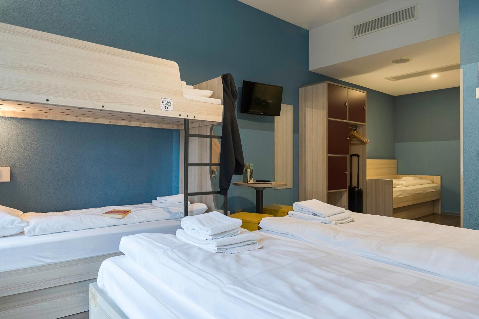 Meininger Hotel Amsterdam City West Esterno foto