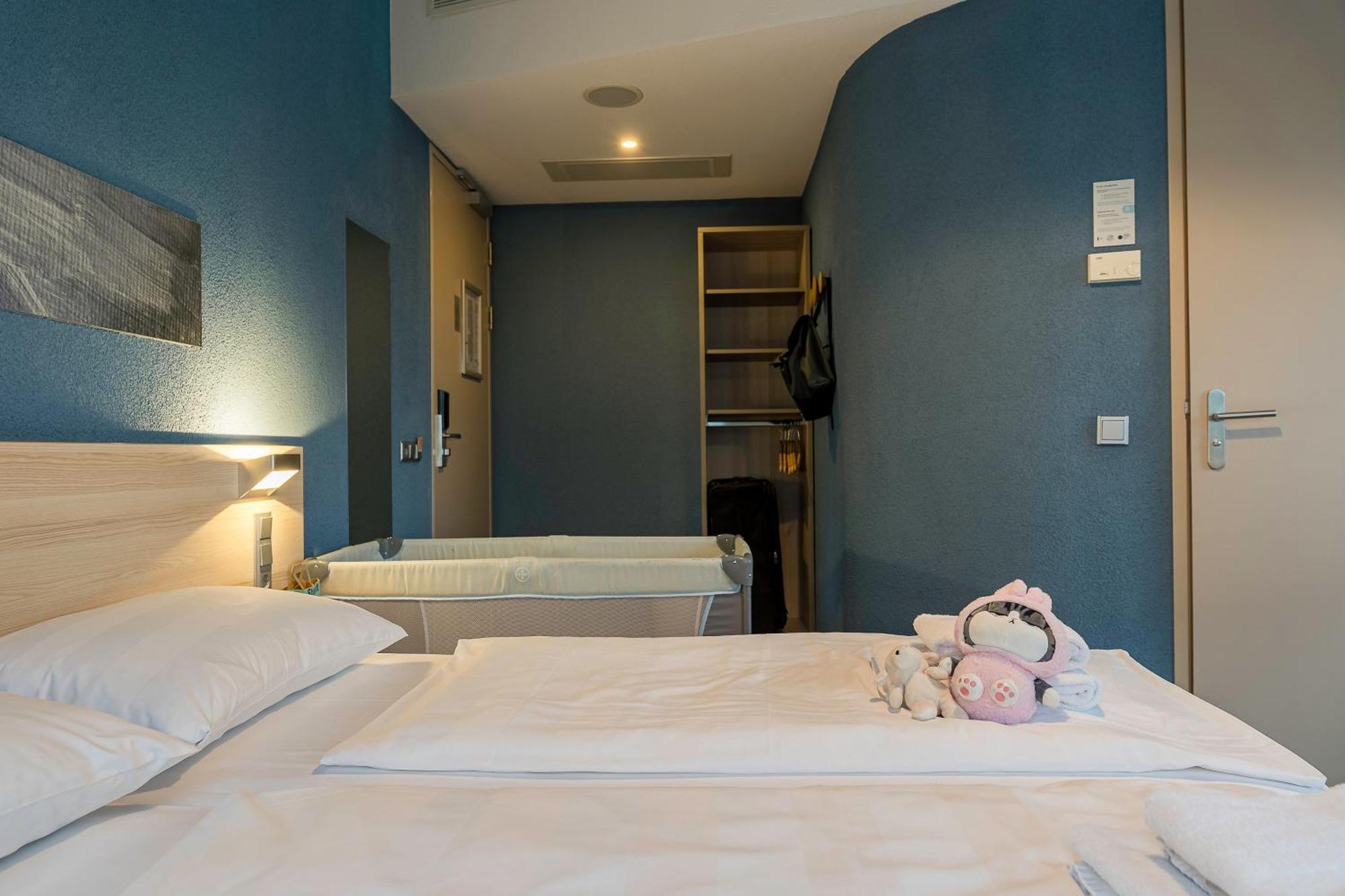 Meininger Hotel Amsterdam City West Esterno foto