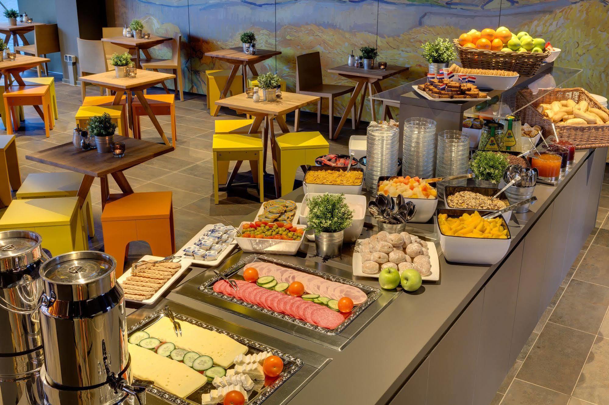 Meininger Hotel Amsterdam City West Esterno foto